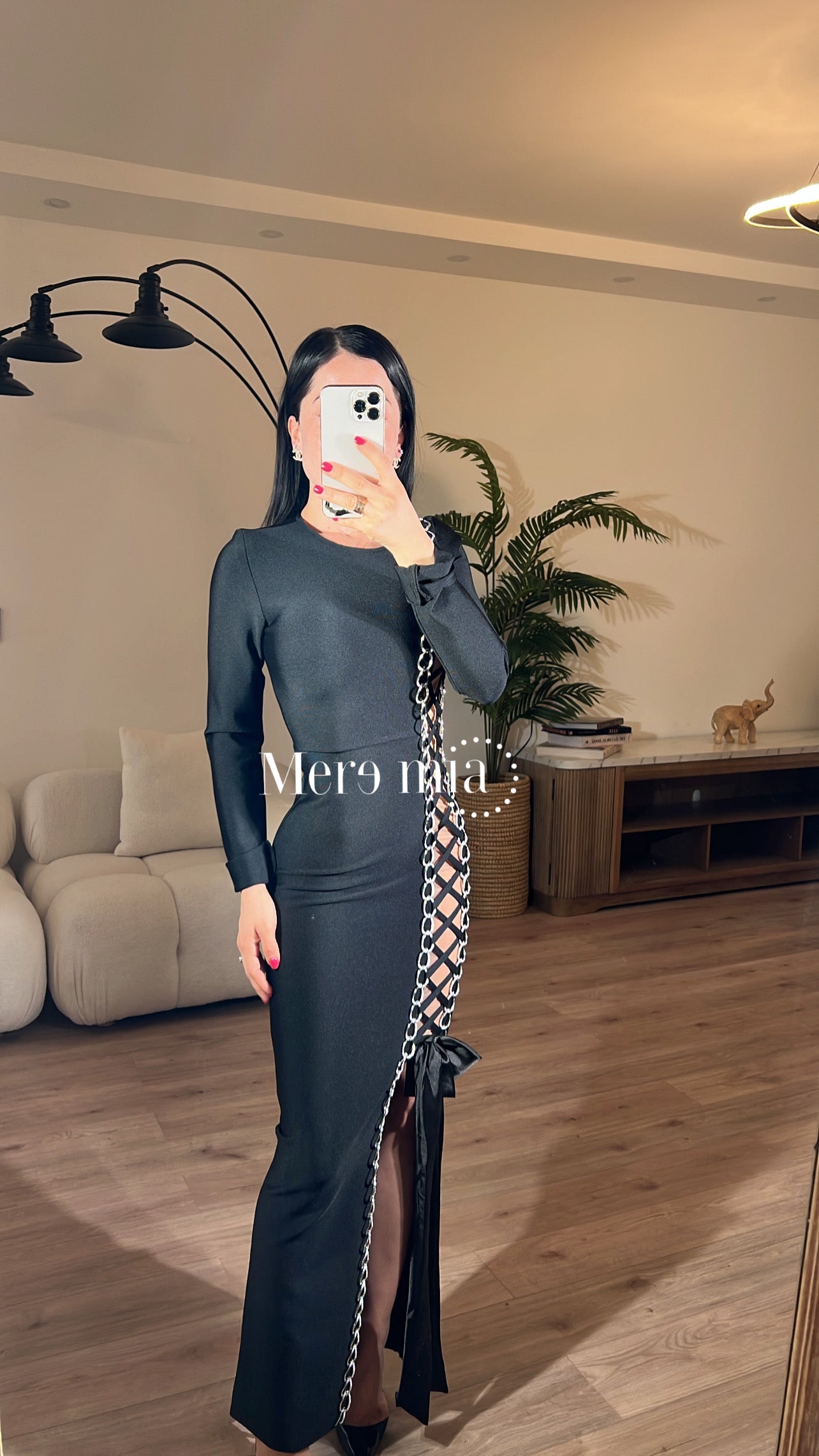 Vestido negro abert cintas
