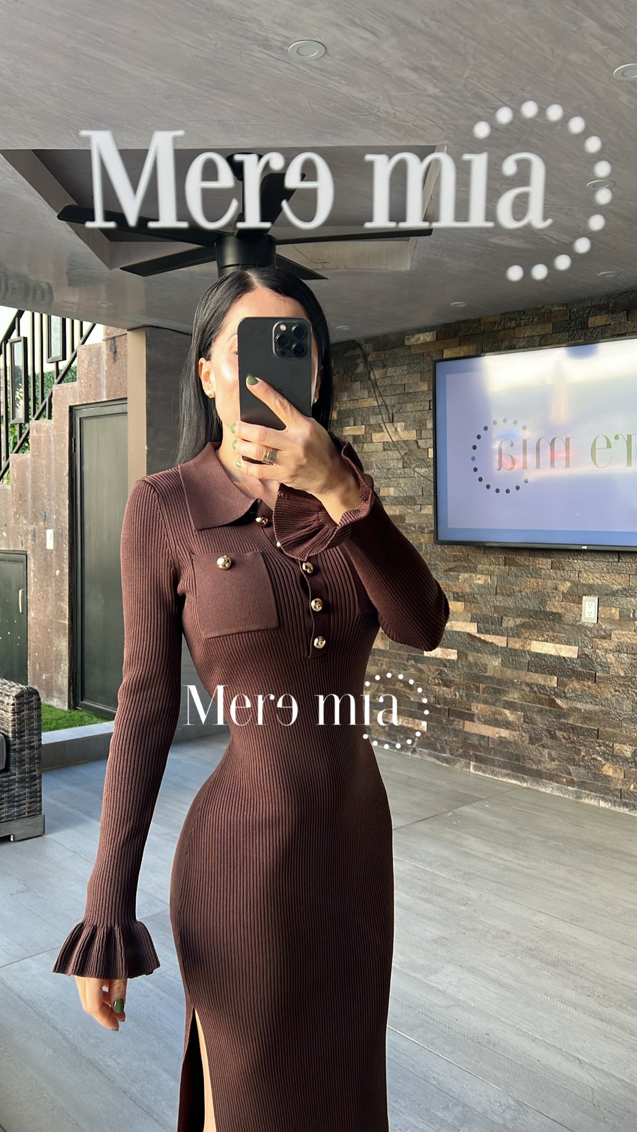 Vestido café cuello olanes