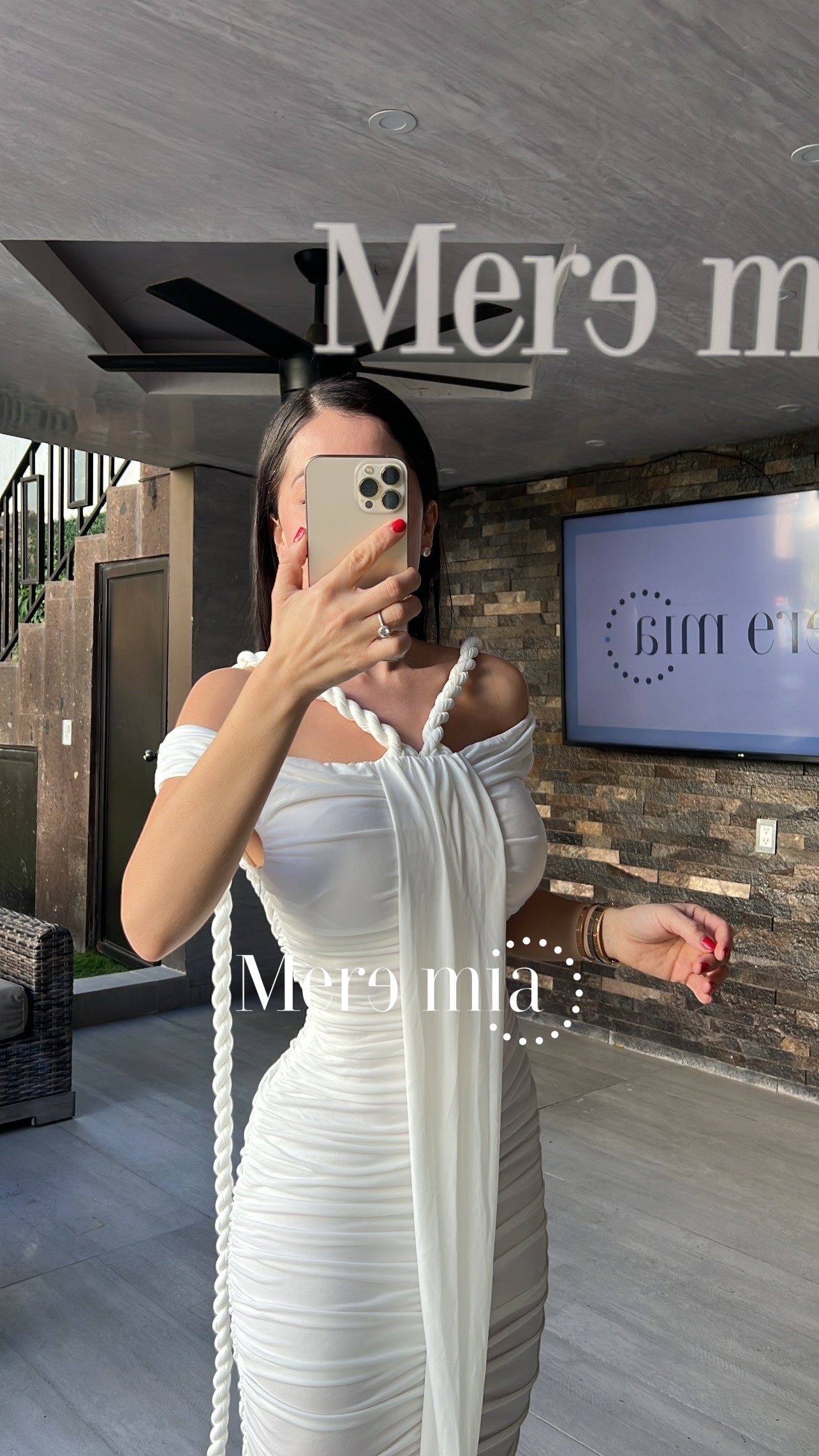 Vestido blanco plisado trenz