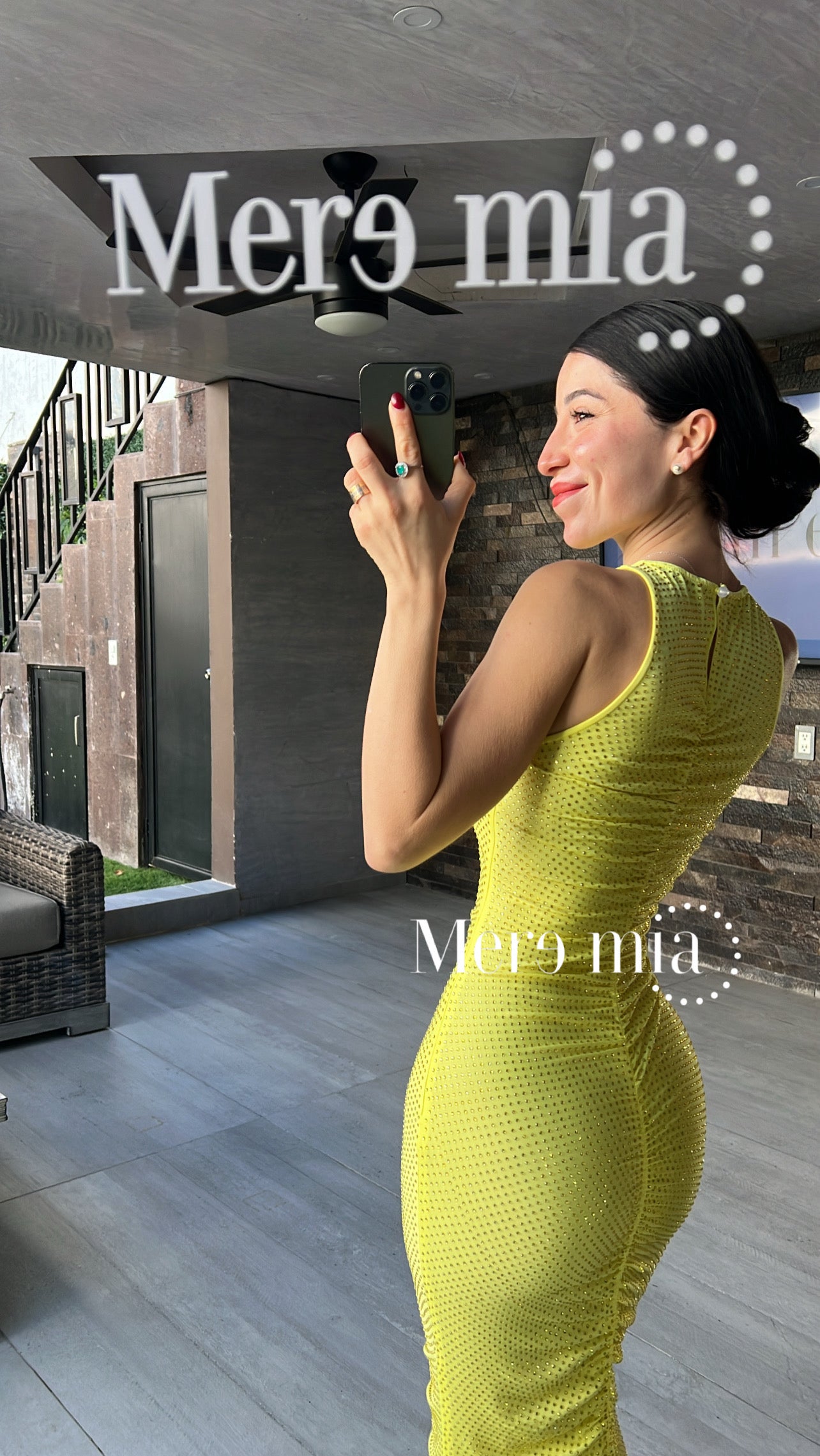 Vestido mostaza puntos