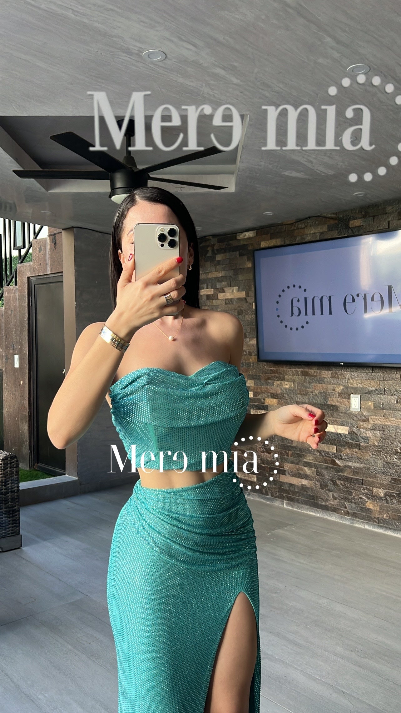 Conjunto turquesa puntos