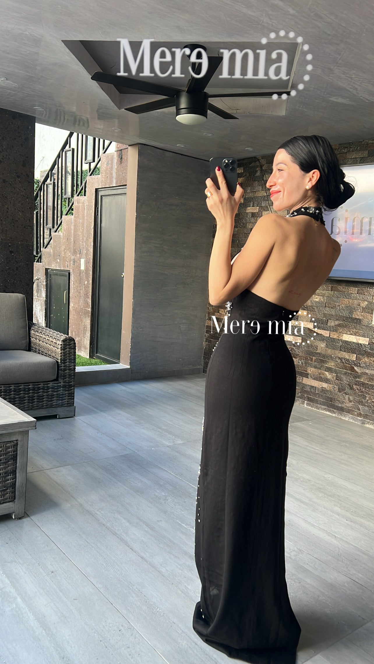 Vestido cuello brillante