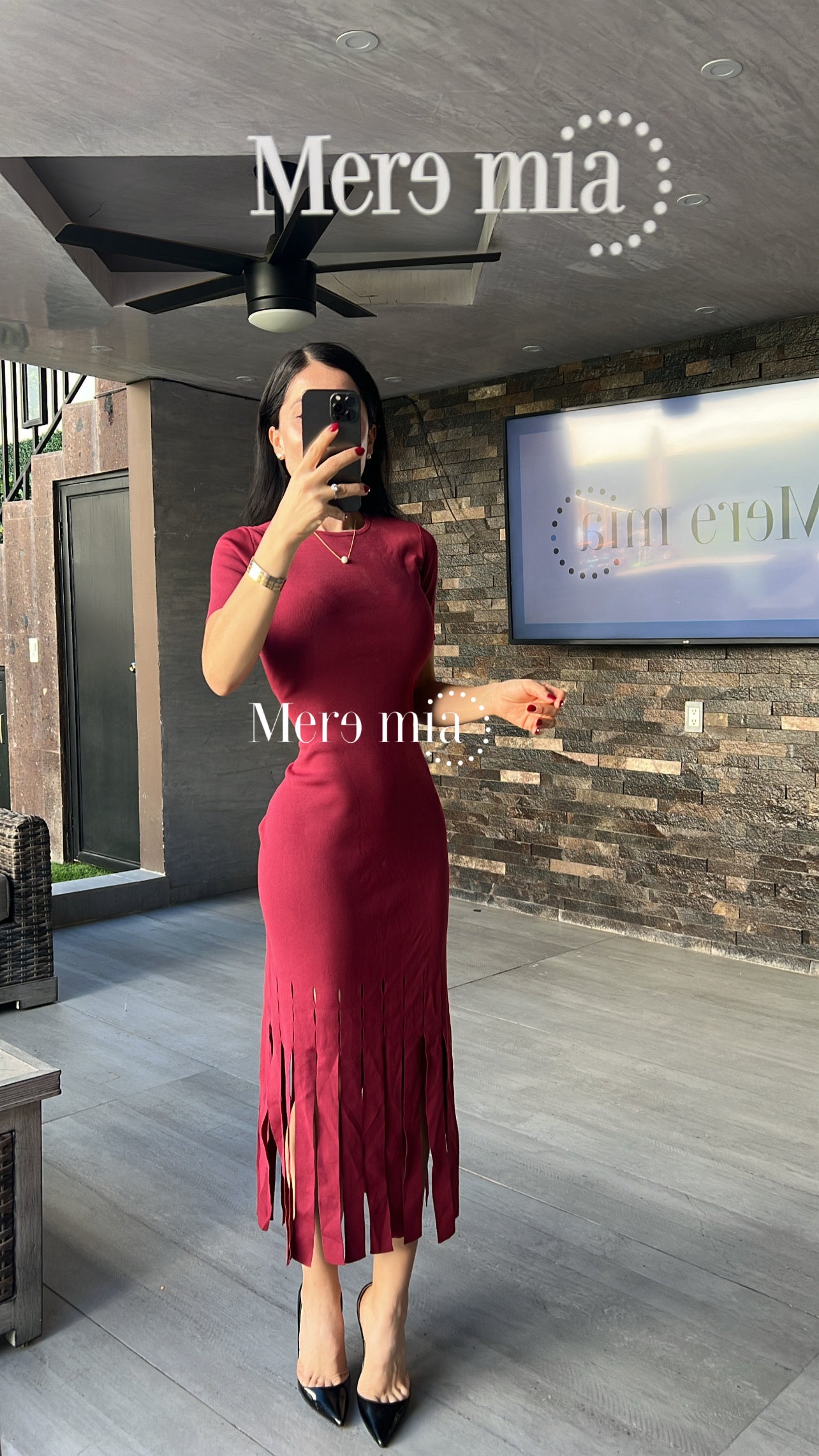 Vestido tinto barbas