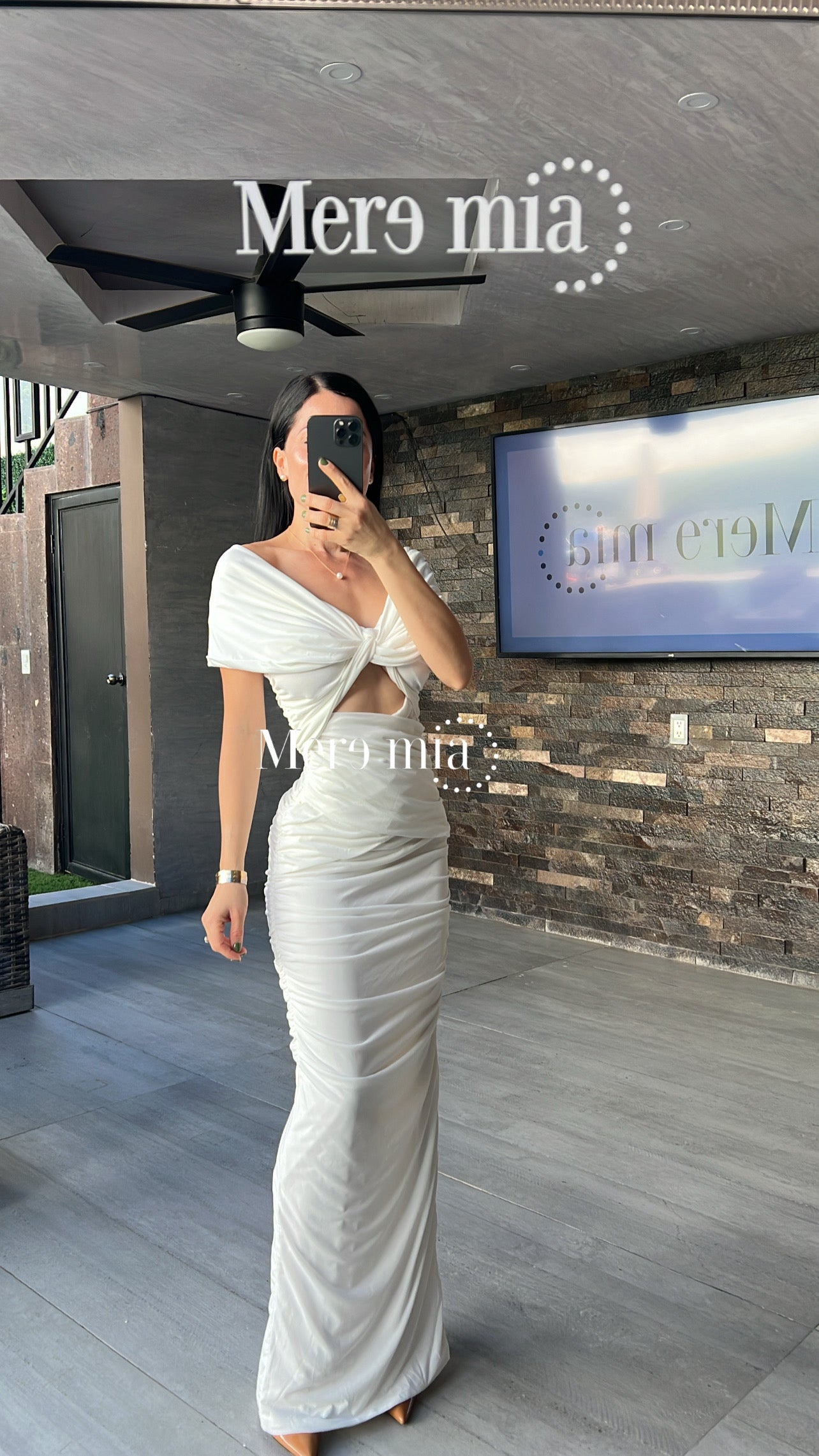 Vestido Blanco Cut-Out y Escote Cruzado