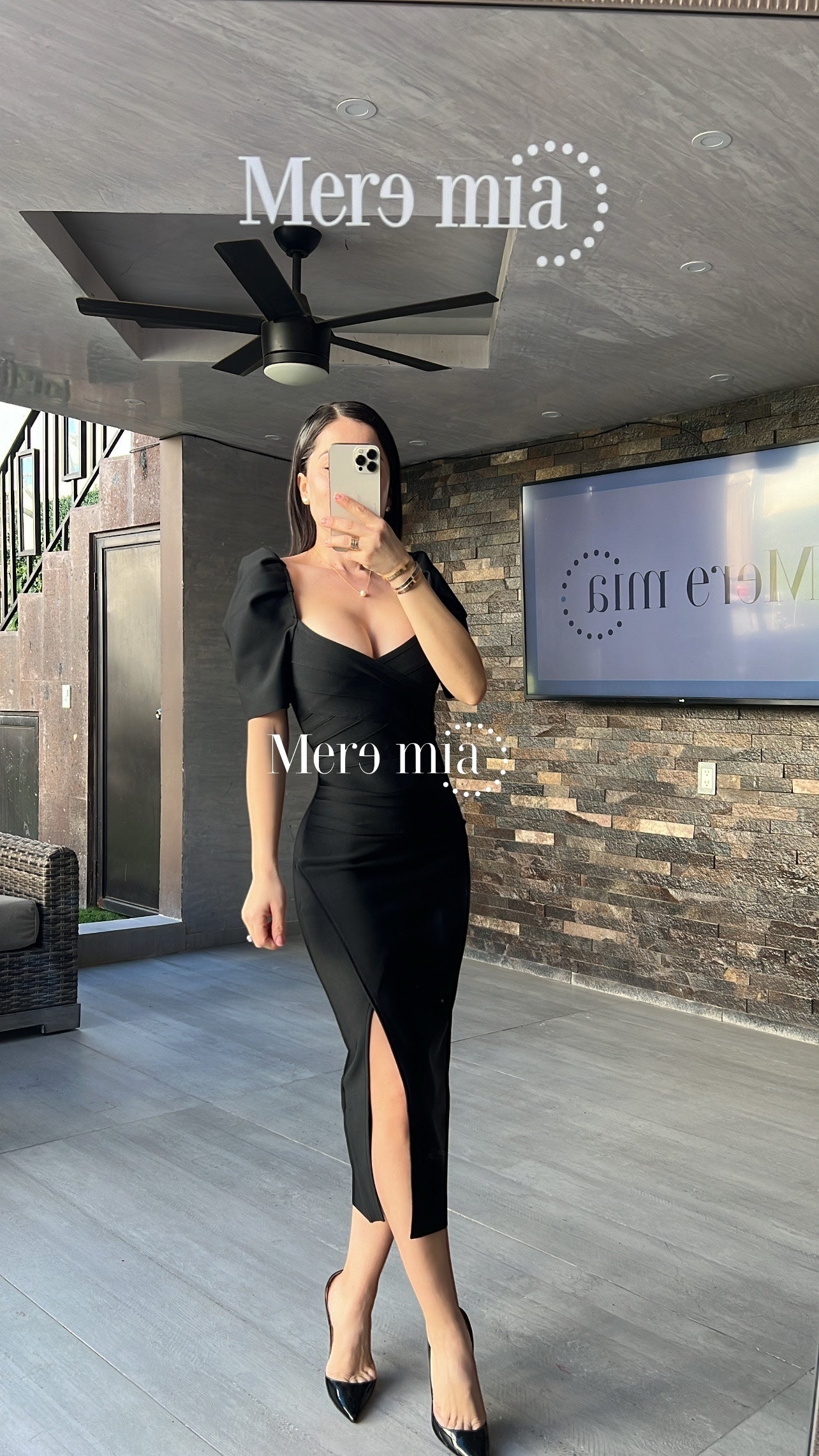 Vestido negro cruzado midi