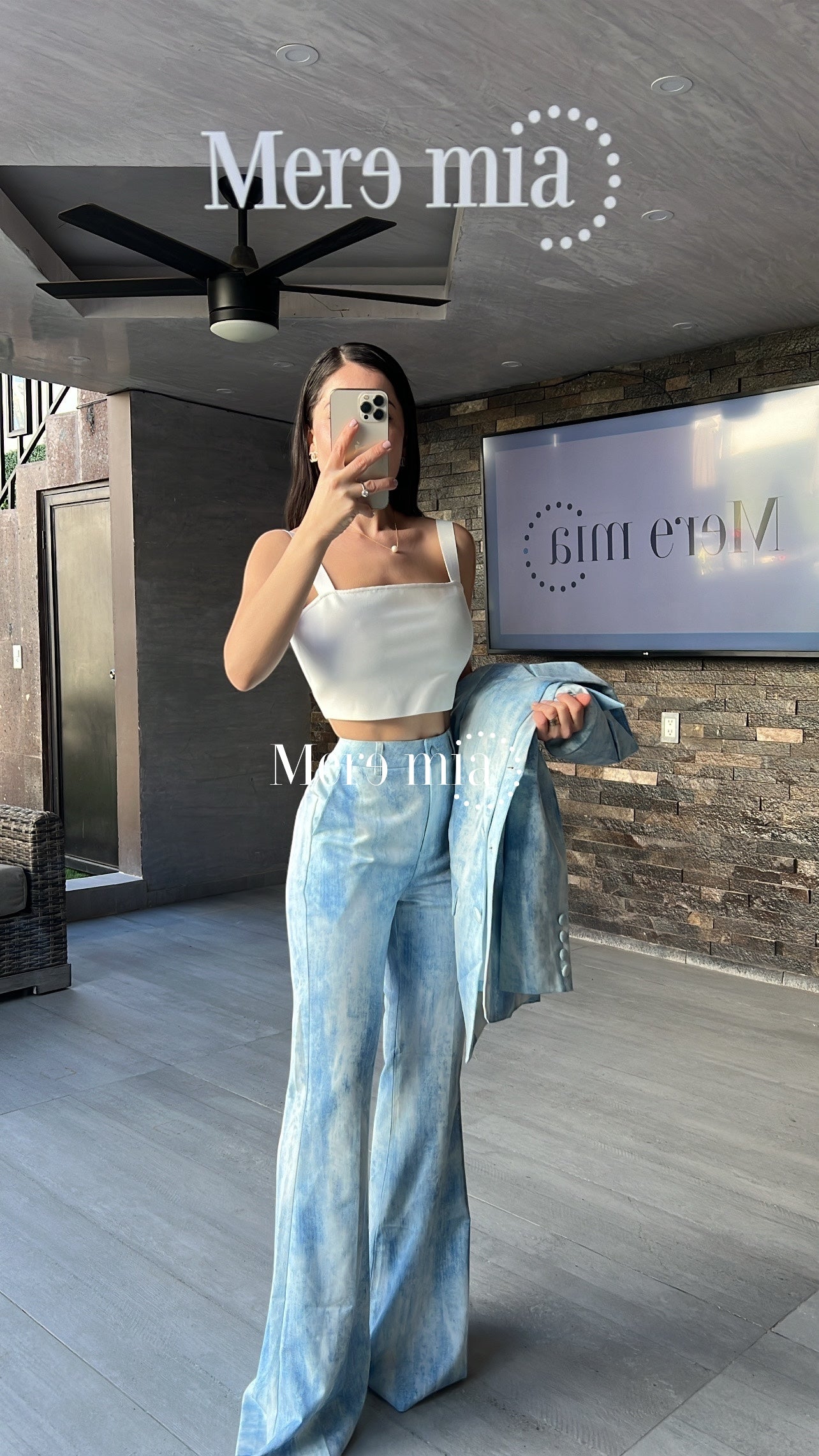 Conjunto manchado azul