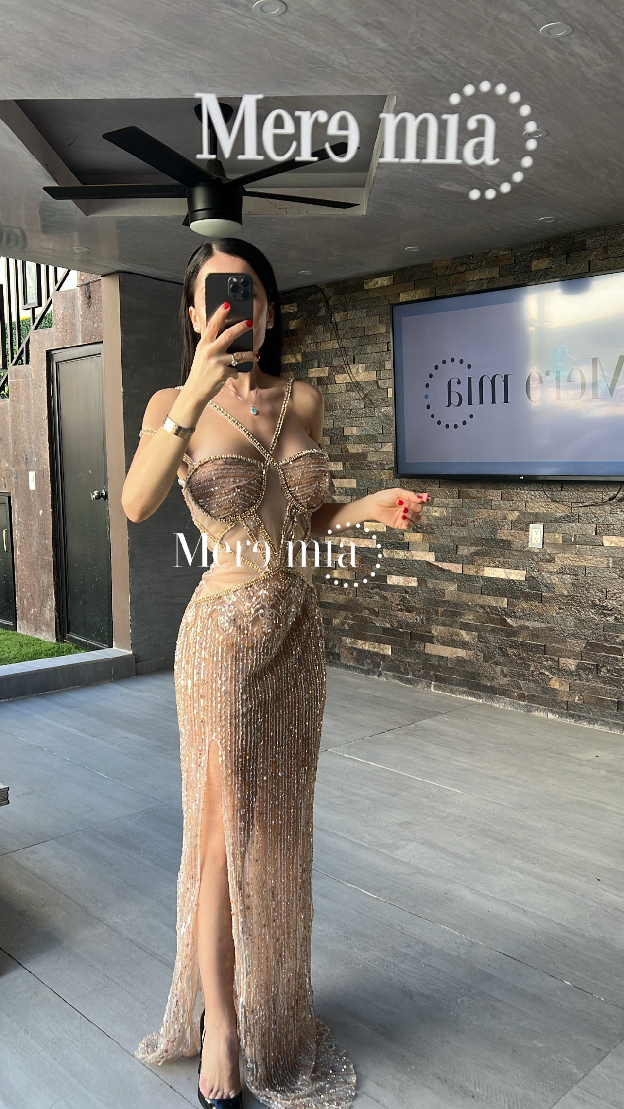 Vestido nude tiras apl