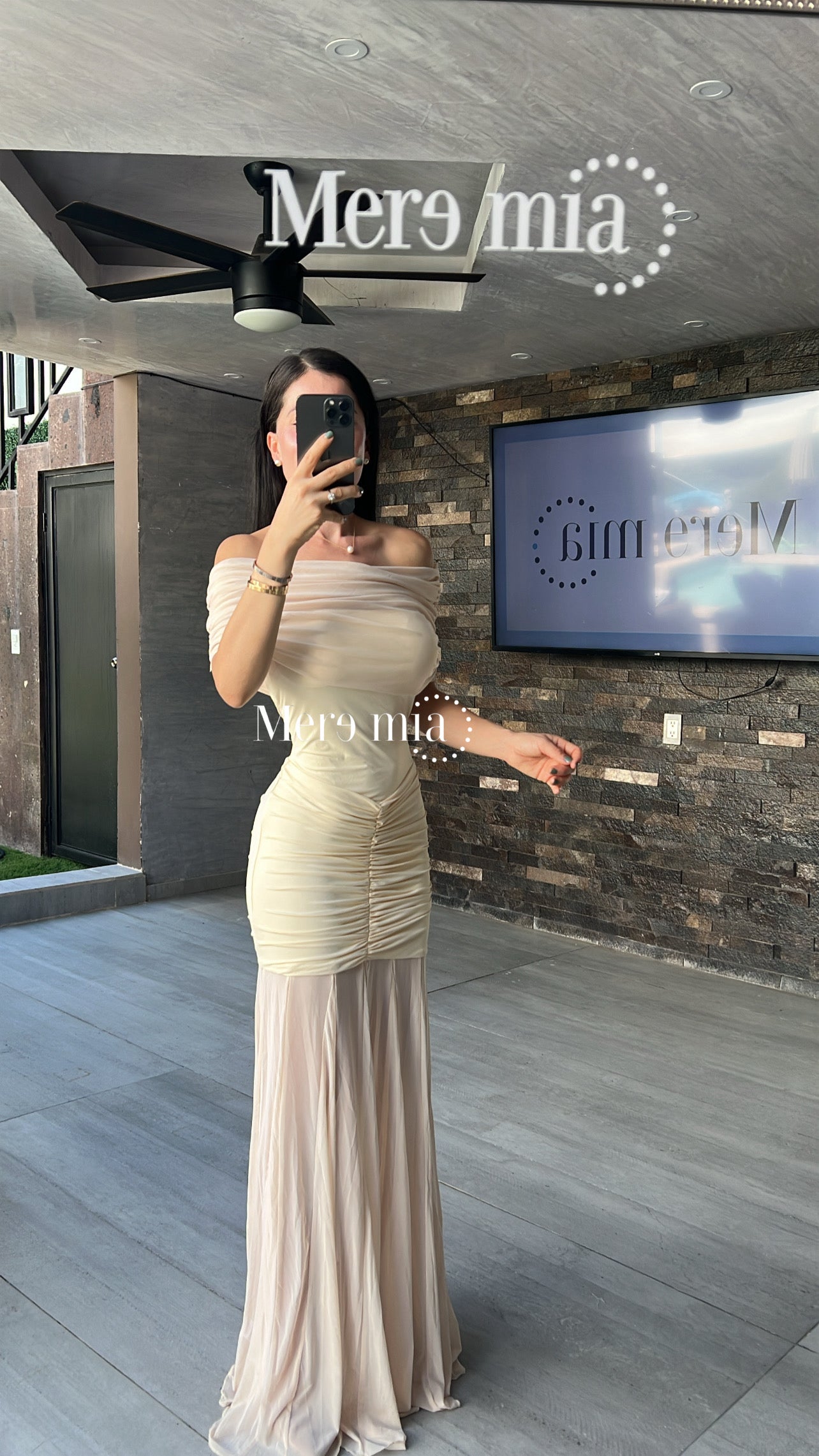 Vestido ivory plisado