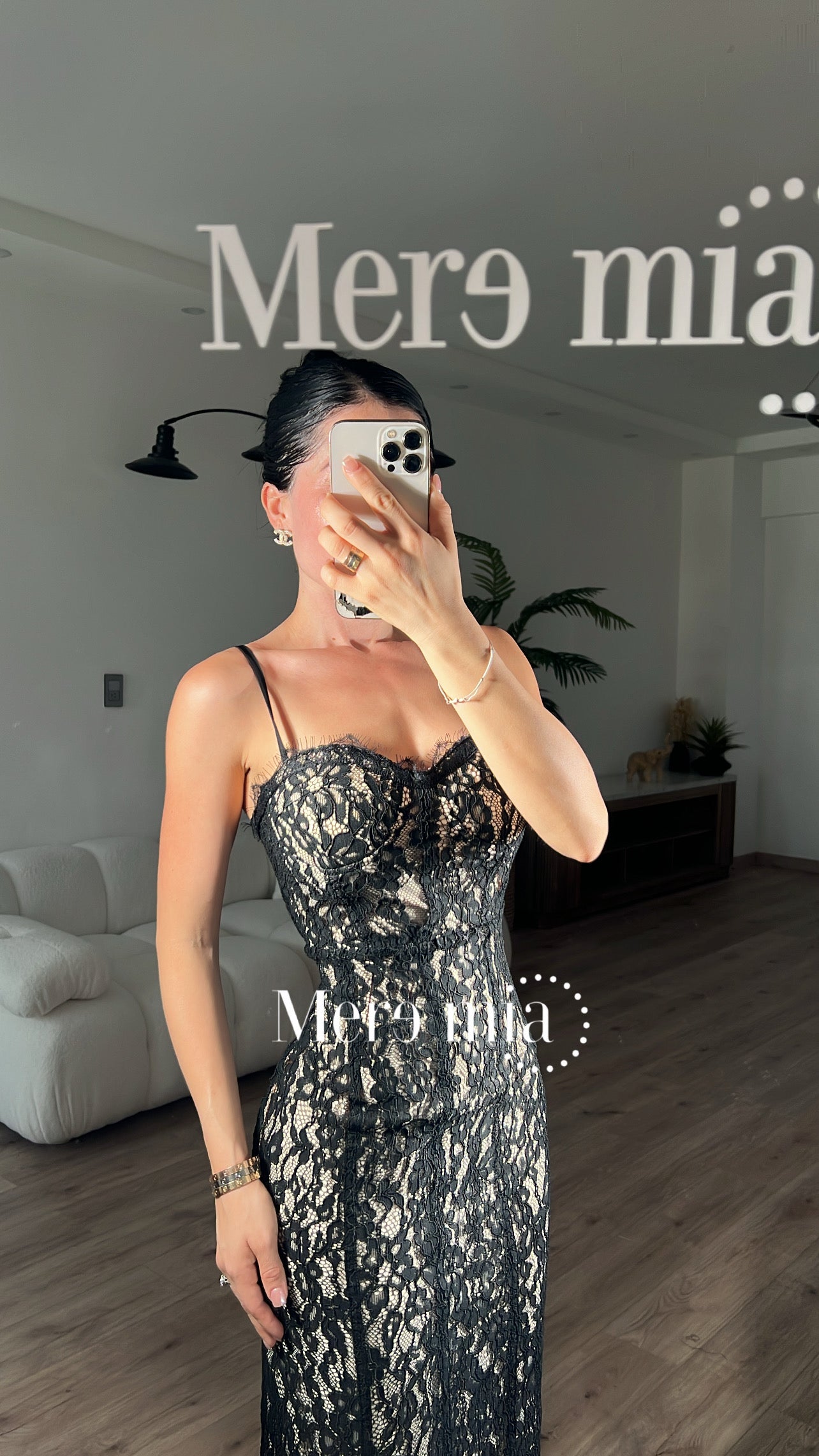 Vestido negro encaje